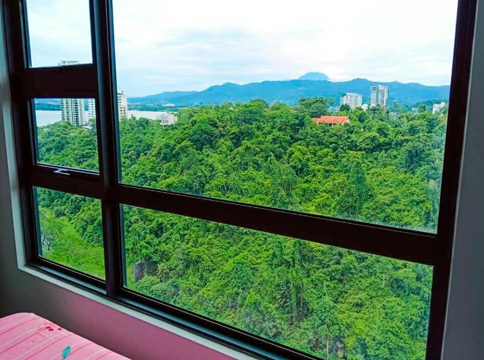 Sabahsuite@Jesselton Quay コタキナバル エクステリア 写真